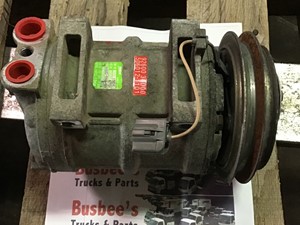 Used 2005 UD/Nissan UD1100 A/C Compressor Image