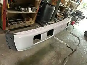 Used 2005 Isuzu NPR Bumper (Stock #P-722)) Part Image