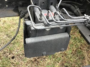 Used 2006 Isuzu NPR - GAS ABS Brake Pump (Stock #184-800284-3)) Part Image