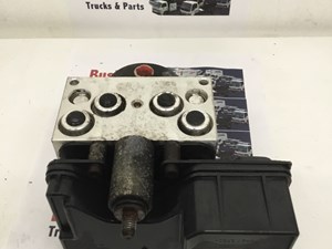 Used 2006 Isuzu NQR ABS Brake Pump (Stock #164-902523-11)) Part Image