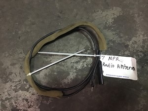 Used 2007 Isuzu NPR Radio (Stock #P-752)) Part Image