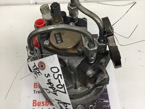 Used 2007 Mitsubishi 6M60 Fuel Gear Pump (Stock #P-673)) Part Image