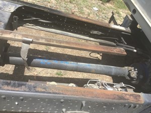 Used 2009 Isuzu NPR-HD Driveshaft (Stock #193-000612-5)) Part Image