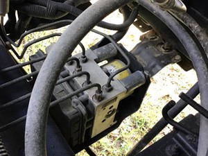 Used 2010 Isuzu NPR/NPR-HD ABS Brake Pump (Stock #192-000418-2)) Part Image