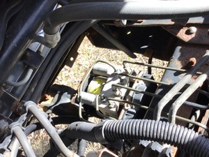 Used 2010 Isuzu NRR ABS Brake Pump (Stock #184-302096-5)) Part Image