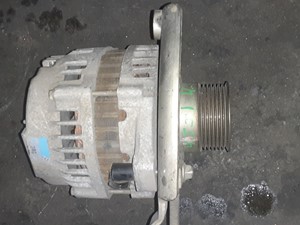 Used 2011 Isuzu 4JJ1-TC Alternator (Stock #P-1733)) Part Image