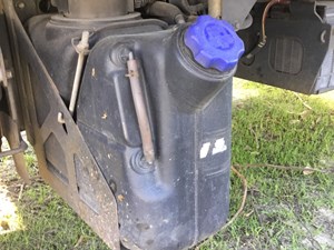 Used 2011 Isuzu NRR DEF Tank (Stock #174-300391-8)) Part Image