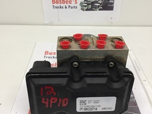 Used 2012 Mitsubishi FE ABS Brake Pump (Stock #P-492)) Part Image