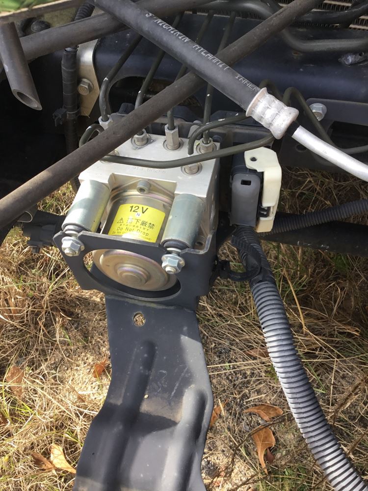 2013 Isuzu NPR (Stock 1640040317) ABS Brake Pumps TPI