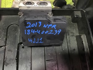 Used 2013 Isuzu NPR ABS Brake Pump (Stock #184-400239-7)) Part Image