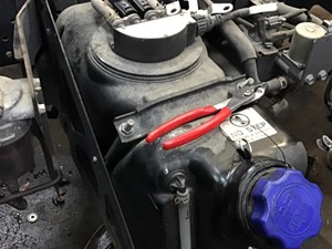 Used 2013 Isuzu NRR DEF Tank (Stock #161-301669-5)) Part Image