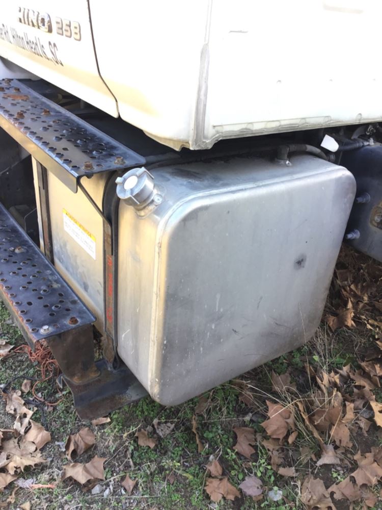 2014 Hino 268 (Stock 194S513924) Fuel Tanks TPI