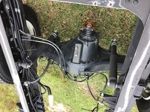 Used 2014 Hino Axle, Complete Rear (Stock #P-1286)) Part Image