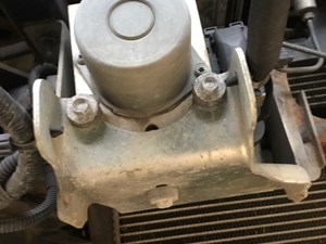 Used 2014 Isuzu NRR ABS Brake Pump (Stock #174-300738-6)) Part Image