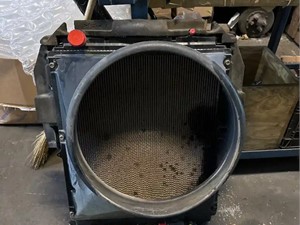 Used 2014 Mitsubishi FEC72S Radiator (Stock #232-004549-3)) Part Image