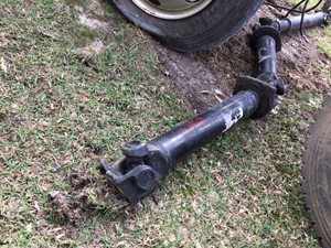 Used 2016 Hino 155 Driveshaft (Stock #173-003702-5)) Part Image