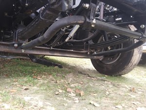 Used 2016 Isuzu Reach Front Axle, Complete (Stock #173-W01366-32)) Part Image