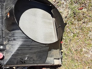 Used 2017 Ford E-450 Super Duty Radiator (Stock #202-C46473-4)) Part Image