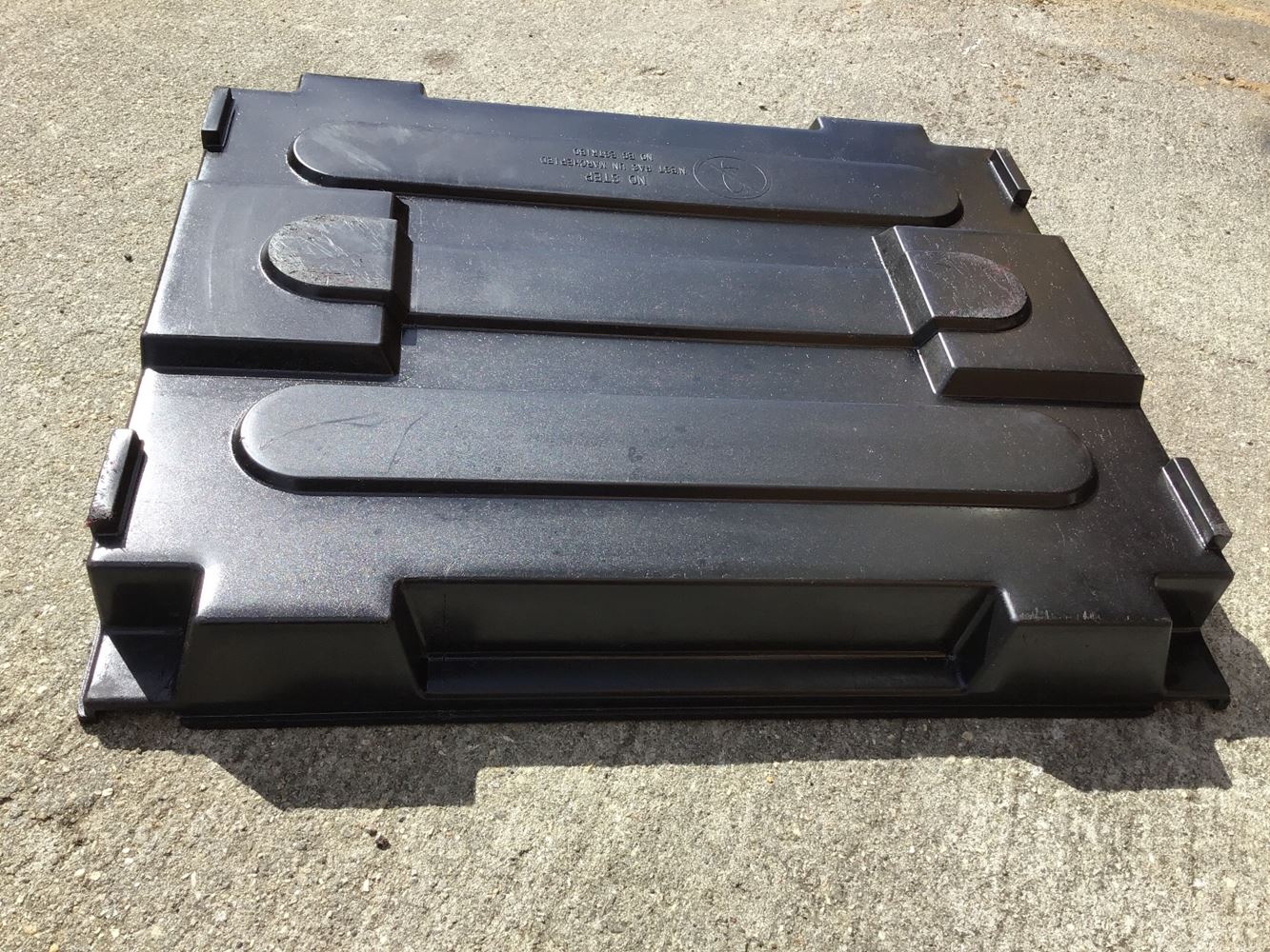 other-isuzu-npr-stock-p-928-battery-box-covers-tpi