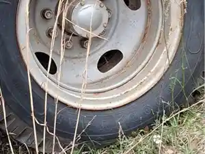 Used 1979 Hub Pilot / Unimount Wheel (Stock #251-143671-2)) Part Image