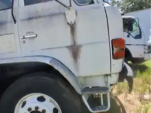 Used 1985 Hino FF Door (Stock #244-S12010-8)) Part Image