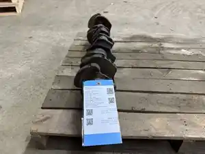 Used 1991 Mitsubishi 6D31-1AT2 Crankshaft (Stock #P-152)) Part Image