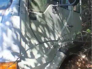 Used 1991 Mitsubishi FE639 Door (Stock #162-001939-4)) Part Image