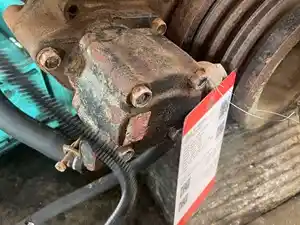 Used 1994 Isuzu 6BG1 Steering Pump (Stock #P-104148)) Part Image