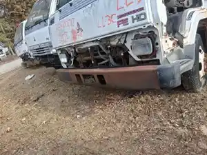 Used 1994 Mitsubishi FE449 Bumper (Stock #254-001717-2)) Part Image