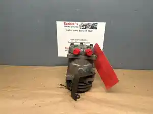 Used 1998 Isuzu NPR A/C Compressor Image