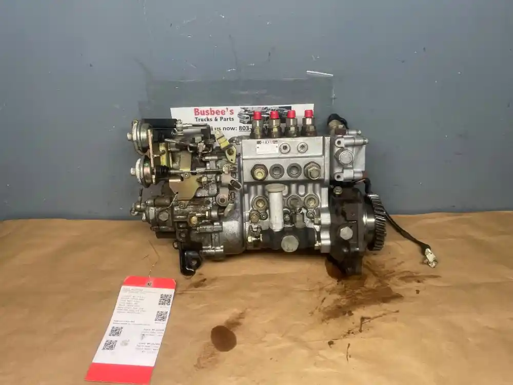 Used 1999 Isuzu 4HE1 Fuel Injection Part