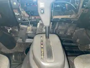 Used 1999 Isuzu Automatic Shifter Assy Image