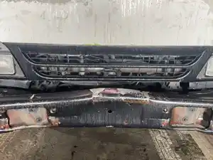Used 1999 Isuzu NPR Grille (Stock #241-019609-3)) Part Image