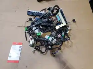 Used 1999 Isuzu NPR Wiring Harness (Cab & Dash) (Stock #P-104098)) Part Image