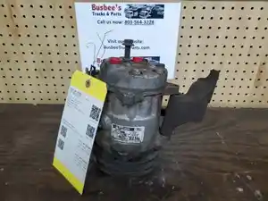 Used 2000 Ford F650 A/C Compressor (Stock #P-103043)) Part Image