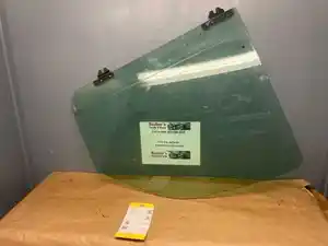 Used 2000 GMC C7500 Door Window (Stock #P-104024)) Part Image