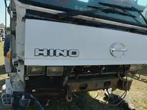 Used 2000 Hino FD Hood (Stock #164-S10182-1)) Part Image
