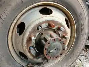 Used 2000 Hub Pilot / Unimount 22.5 Wheel (Stock #263-F55331-2)) Part Image