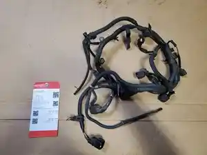 Used 2000 Isuzu 5.7L GAS Wiring Harness (Stock #P-104090)) Part Image