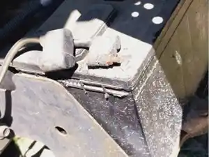 Used 2000 Isuzu NPR Battery Box (Stock #242-805241-9)) Part Image