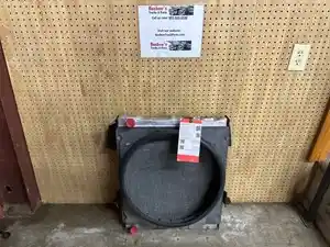 Used 2000 Isuzu NPR Radiator (Stock #P-104206)) Part Image