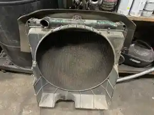 Used 2000 Mitsubishi FE639 Radiator (Stock #232-004806-3)) Part Image