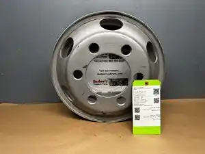 Used 2000 Stud Pilot / Budd 16 Wheel (Stock #P-103553)) Part Image