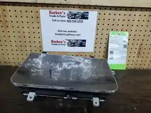 Used 2000 UD/Nissan UD1800CS Instrument Cluster (Stock #P-103717)) Part Image