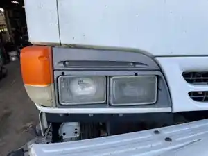 Used 2001 GMC W3500 Headlamp Assy (Stock #231-800990-3)) Part Image