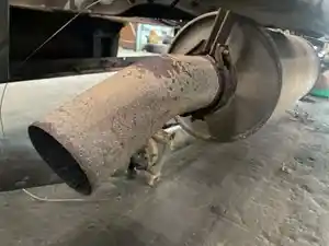 Used 2001 Isuzu 6HK1-TC Muffler (Stock #222-701696-11)) Part Image