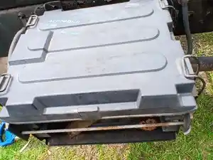 Used 2001 Isuzu FRR Battery Box (Stock #253-700537-11)) Part Image