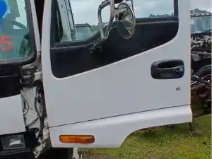 Used 2001 Isuzu FRR Door (Stock #253-700537-12)) Part Image