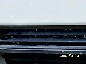Used 2001 Isuzu FRR Grille (Stock #253-700537-15)) Part Image