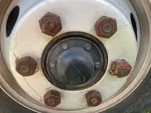 Used 2001 Stud Pilot / Budd 17.5 Wheel (Stock #231-E60012-6)) Part Image